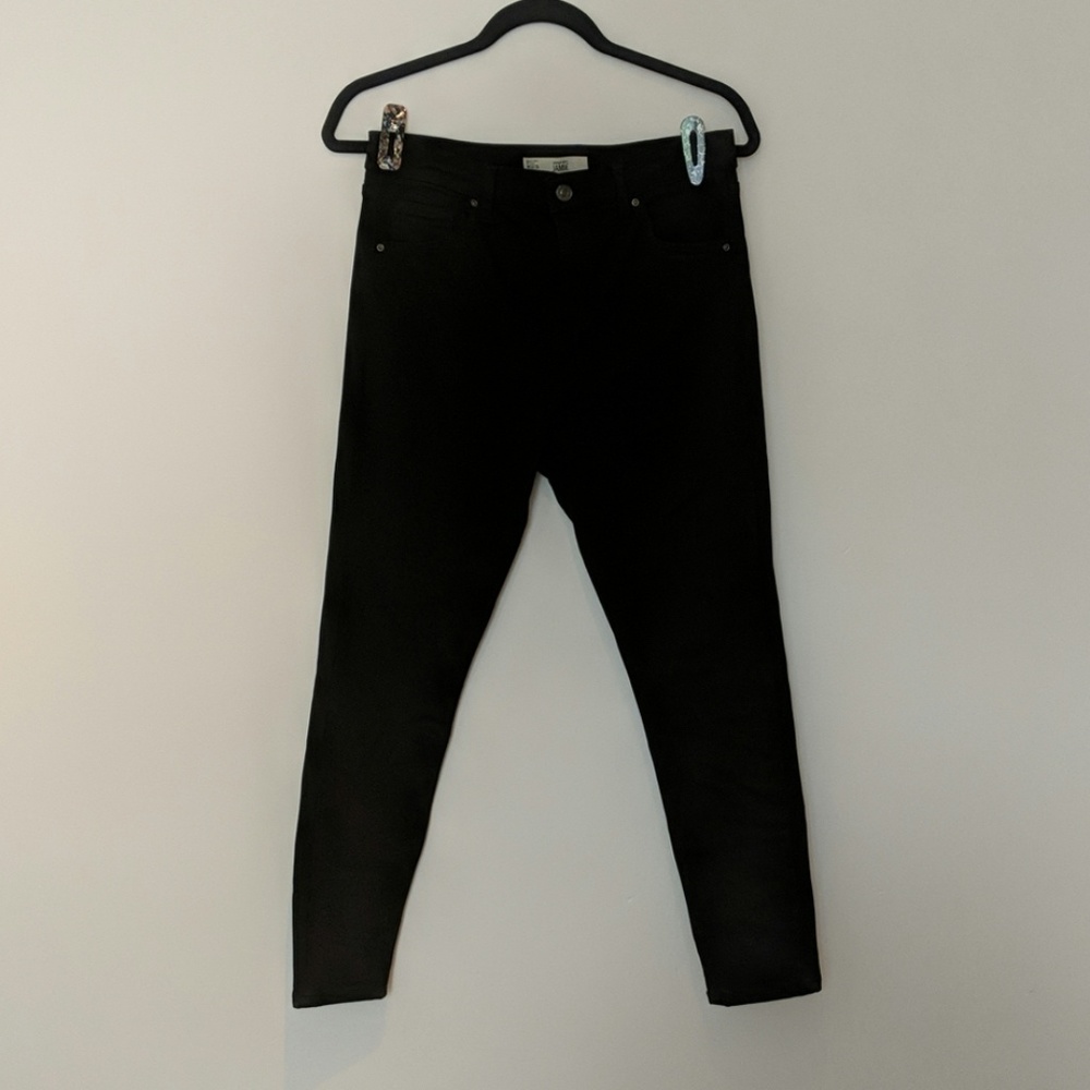 High waisted skinny jeans